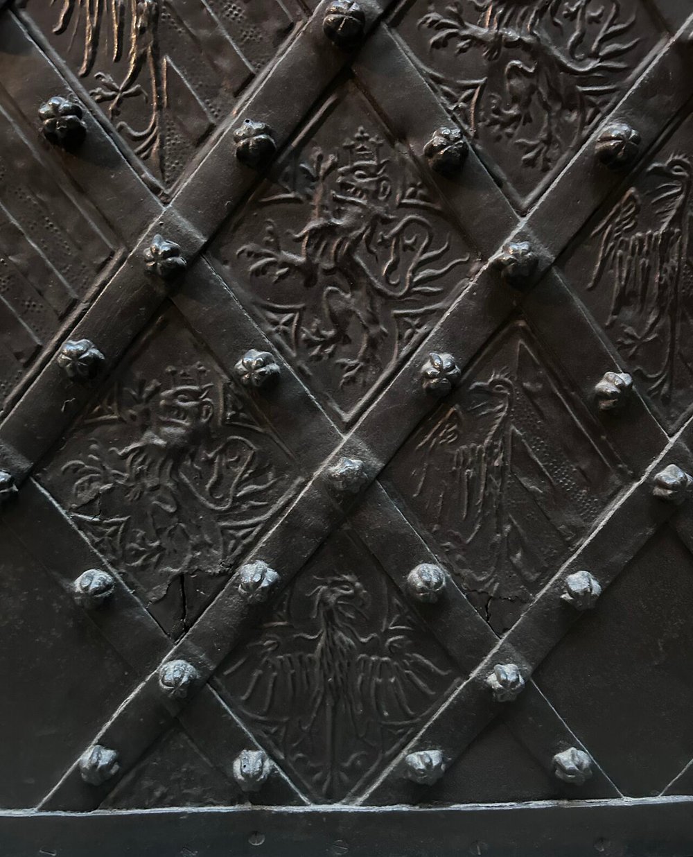 Detail photo of the Nuremberg door.